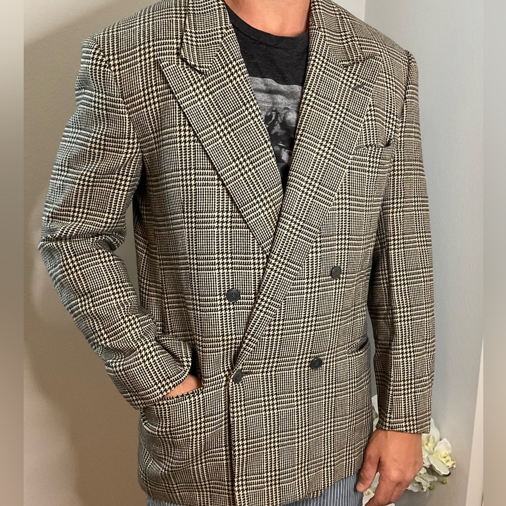 Giorgio Armani Black and Cream Glen Plaid Double Breasted Sport Coat